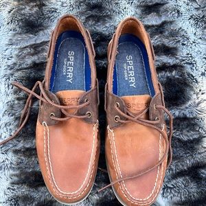 Sperry boat shoes
